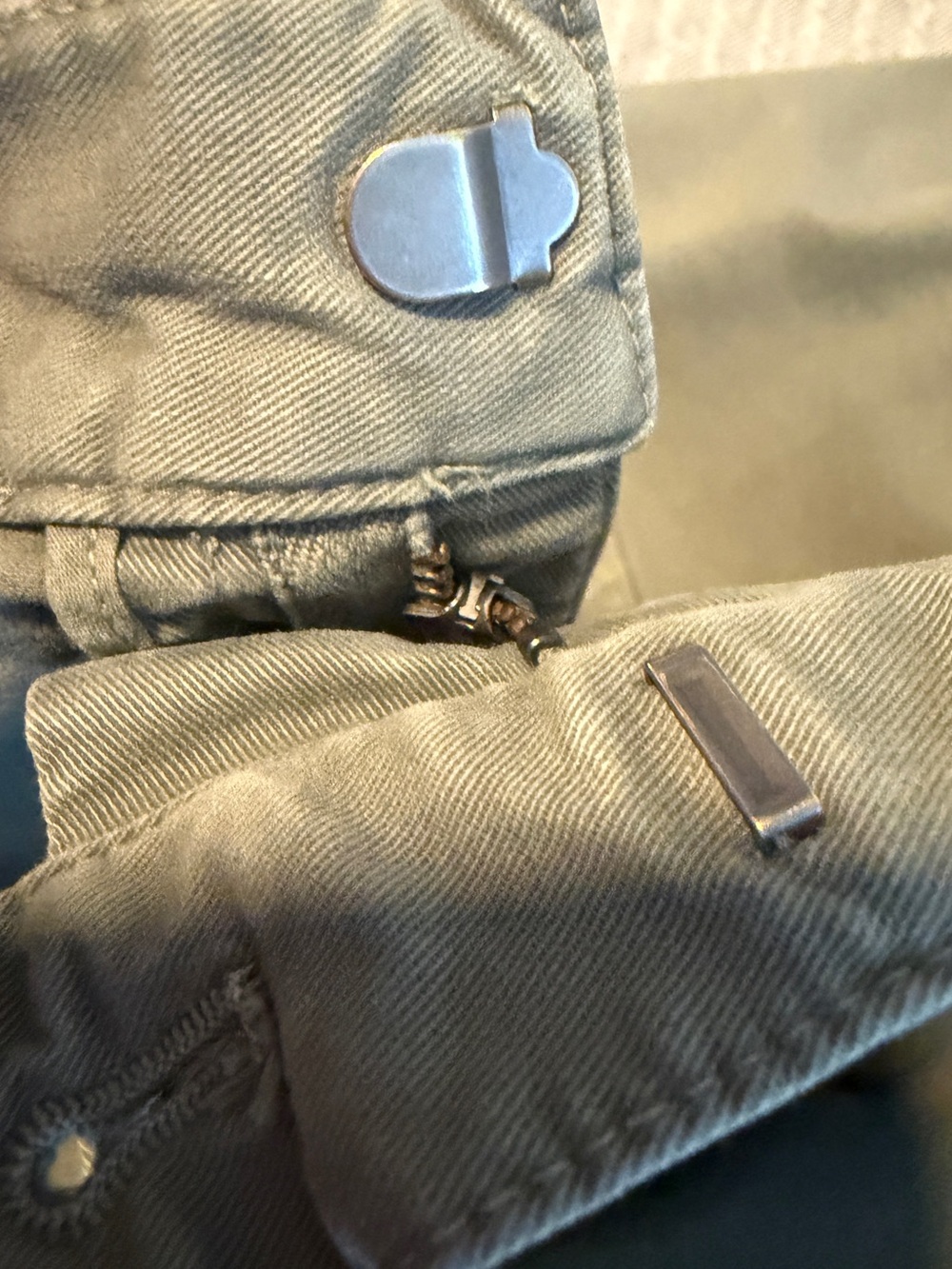 Nili Lotan Shon Cotton Barrel Green Pants - Picture 7 of 7